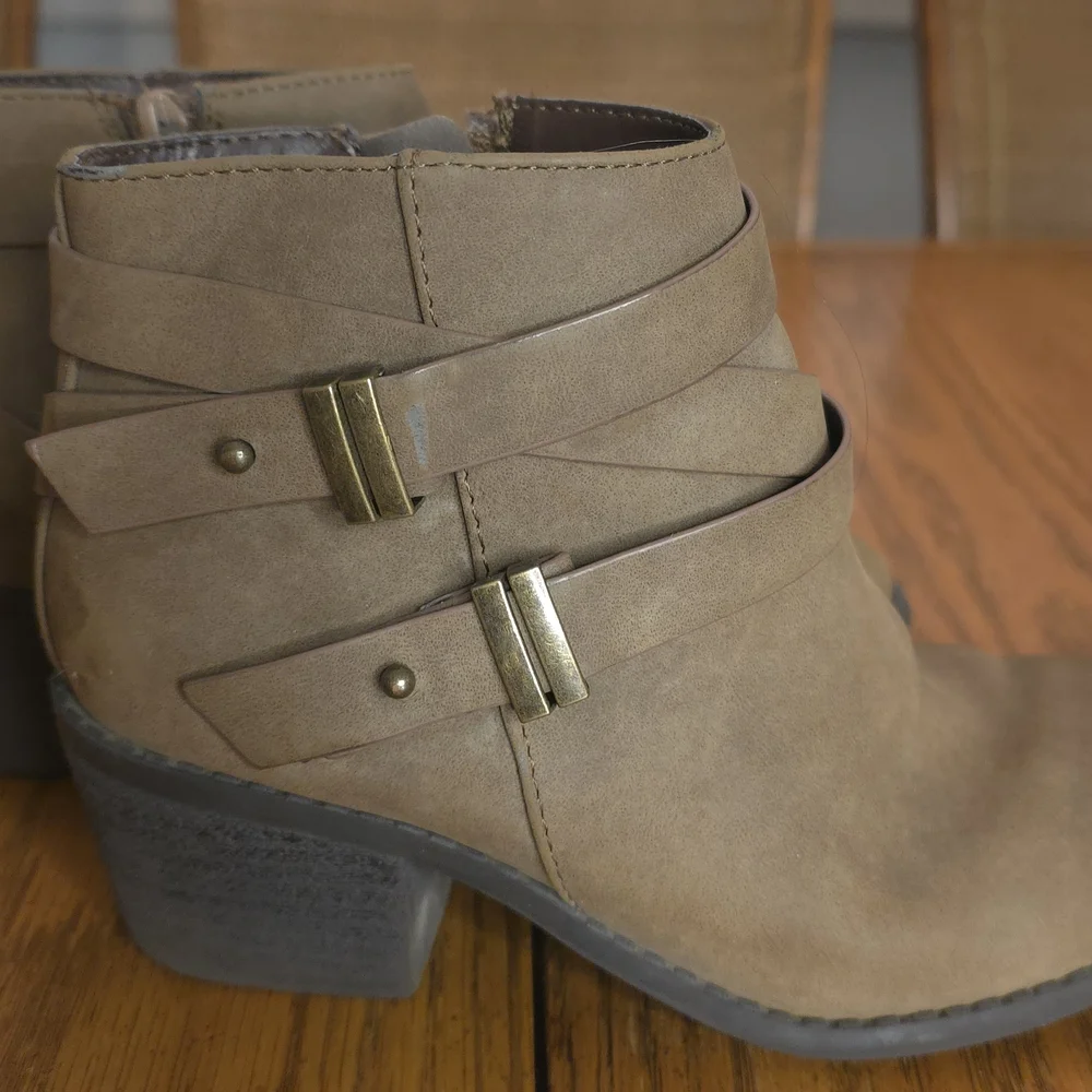 Kids' Taupe Faux-Leather‎ Ankle Boots with Wrap Straps